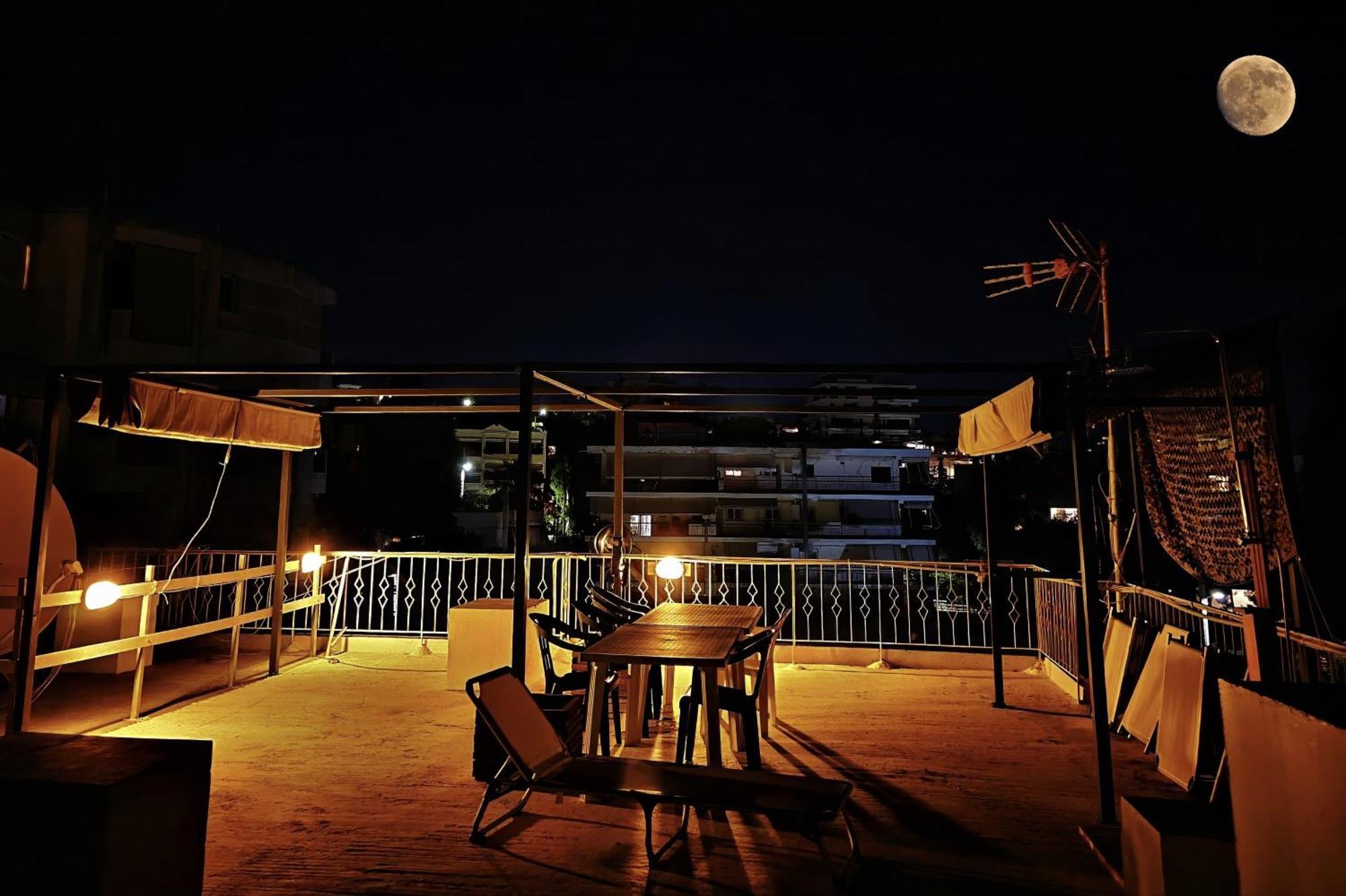 Zefyros Super Cool Apartments Next To Alimos Riviera Athen Exterior foto
