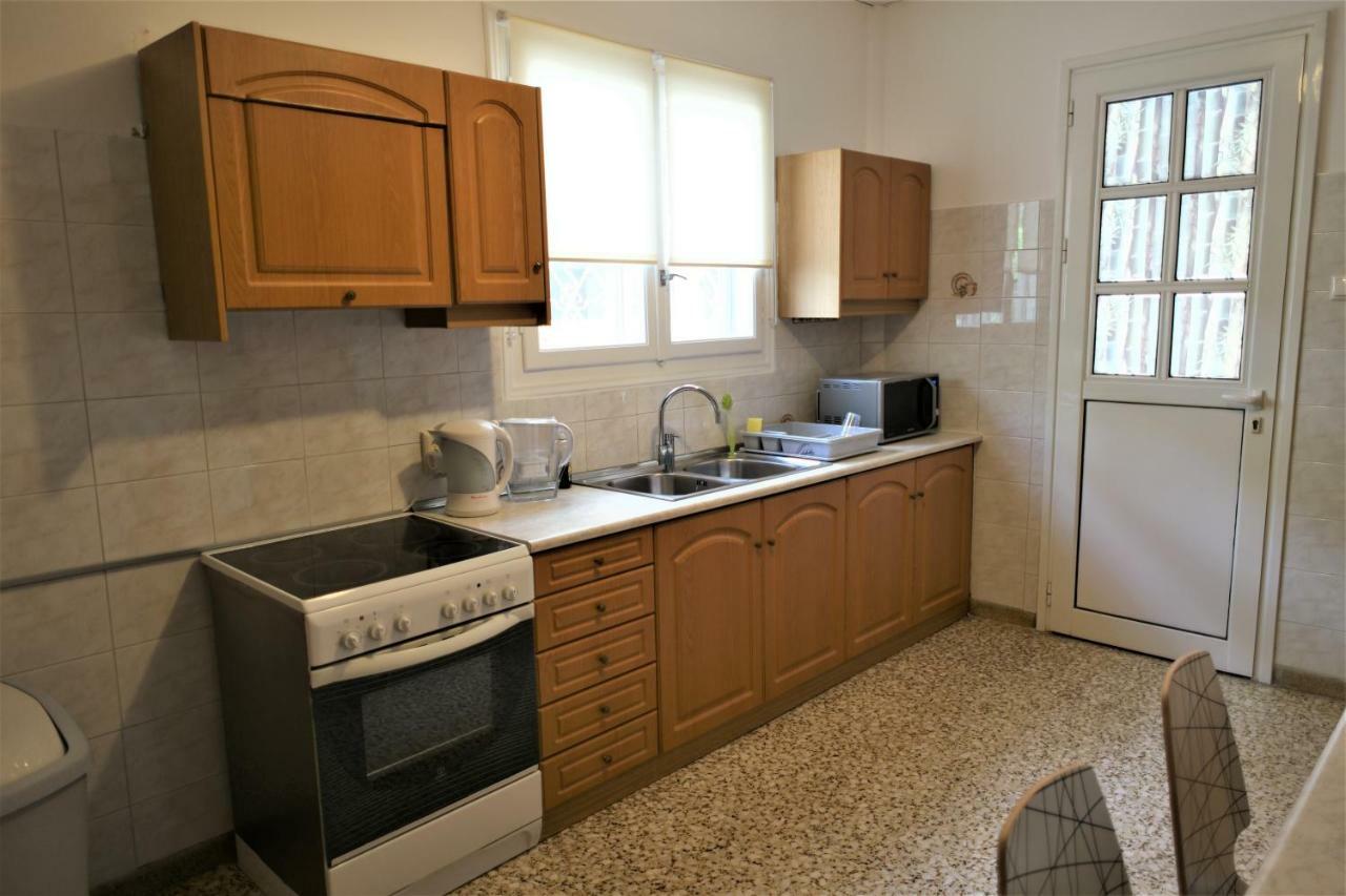 Zefyros Super Cool Apartments Next To Alimos Riviera Athen Exterior foto