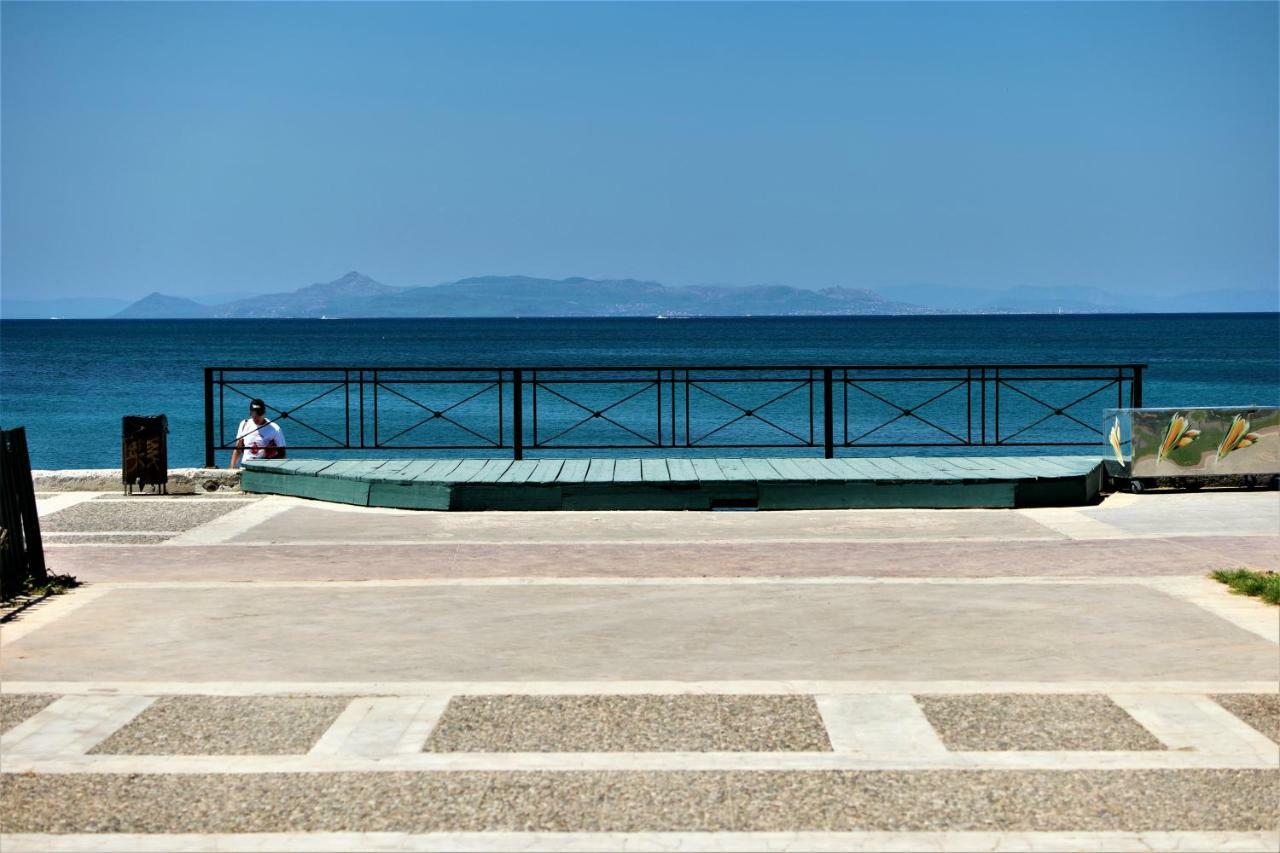 Zefyros Super Cool Apartments Next To Alimos Riviera Athen Exterior foto